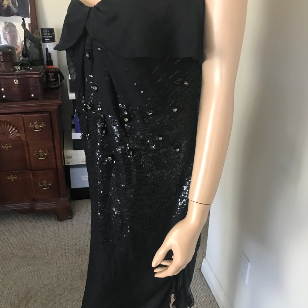 Valentino Dress - Picture 2 of 7